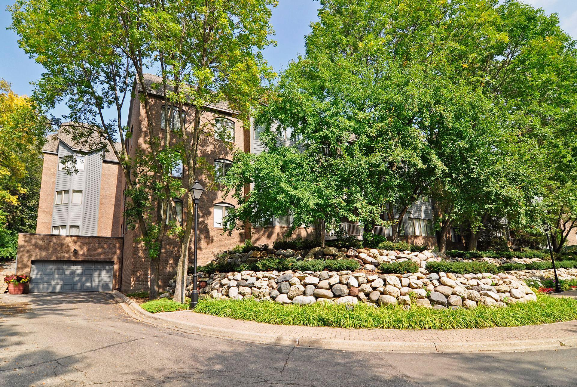 View of Residential at 12700 Sherwood Place #102, Minnetonka MN 55305, Minnetonka (41 of 48) - Mike Wilen | Minnesota Team Real Estate
