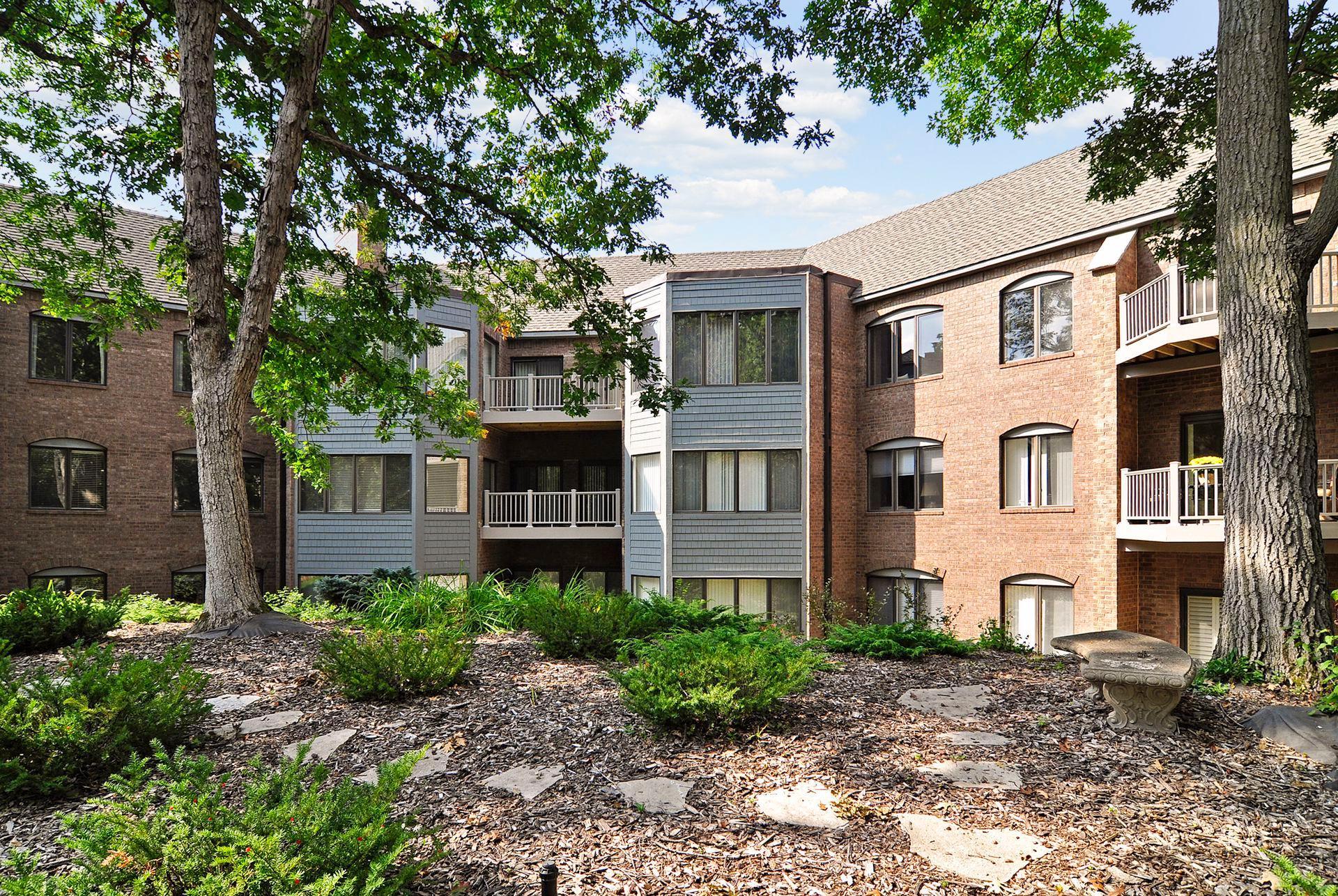 View of Residential at 12700 Sherwood Place #102, Minnetonka MN 55305, Minnetonka (43 of 48) - Mike Wilen | Minnesota Team Real Estate