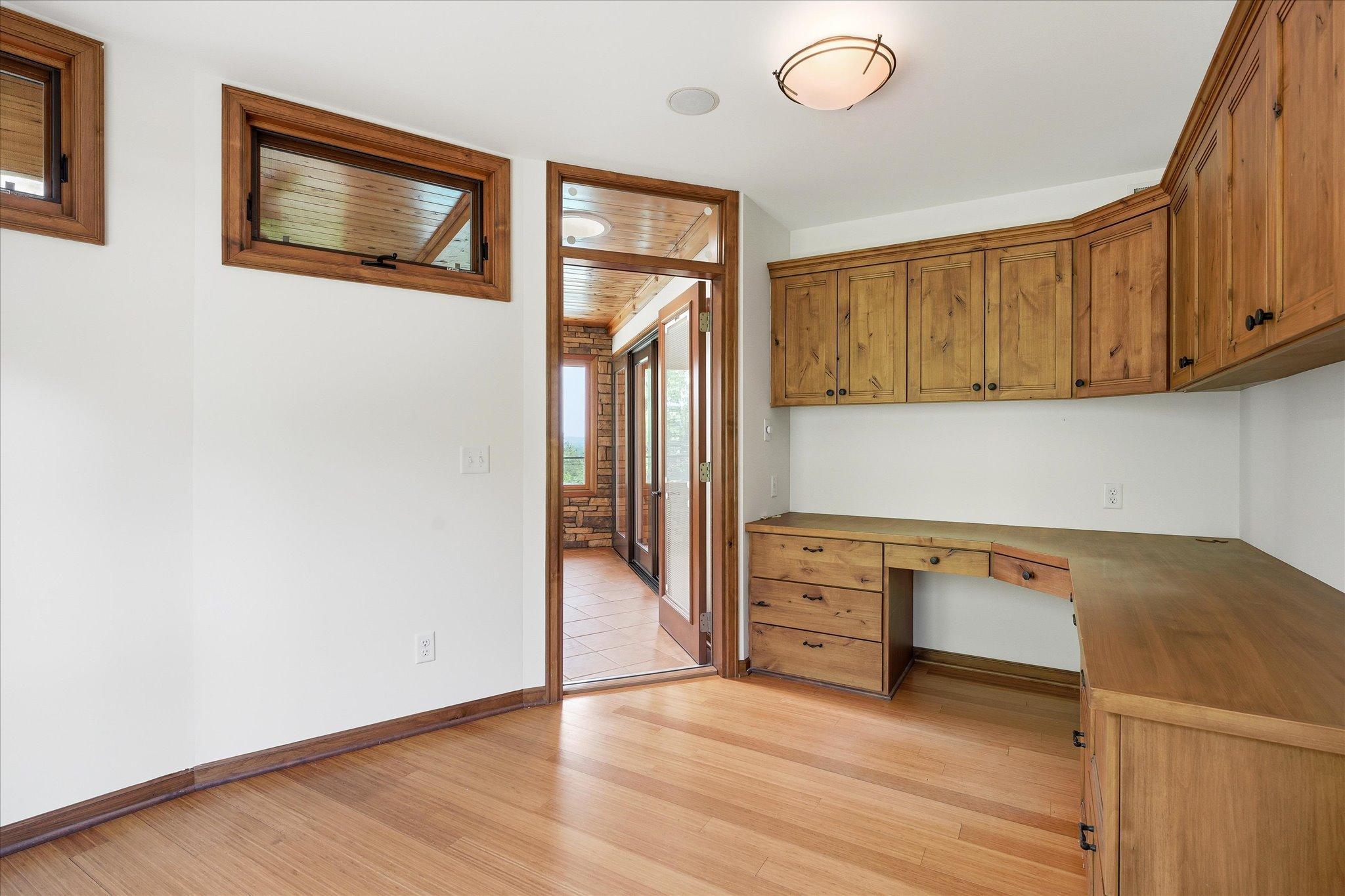 View of Residential at 10129 Eden Prairie Road, Eden Prairie MN 55347, Eden Prairie (26 of 44) - Mike Wilen | Minnesota Team Real Estate