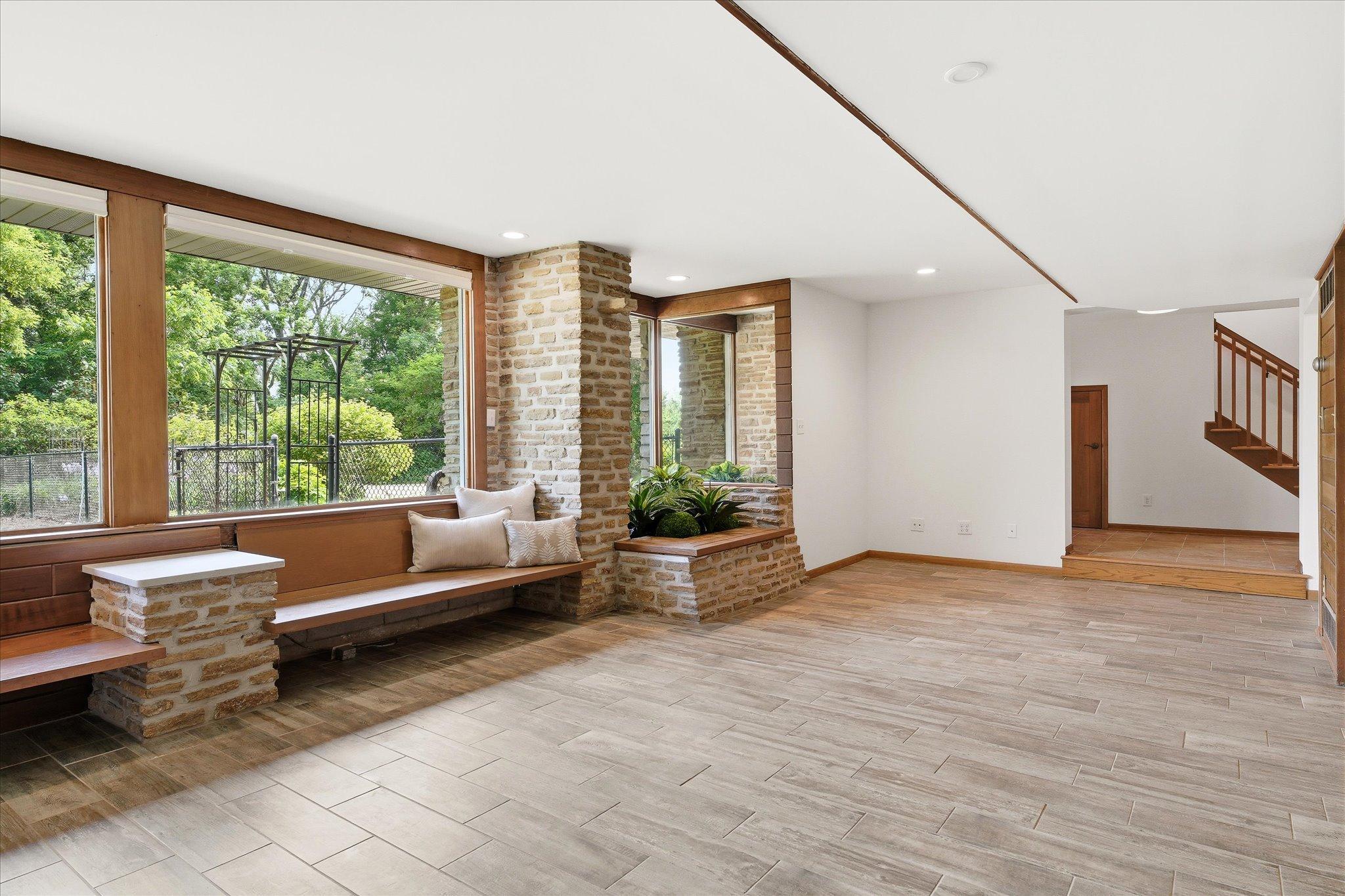 View of Residential at 10129 Eden Prairie Road, Eden Prairie MN 55347, Eden Prairie (31 of 44) - Mike Wilen | Minnesota Team Real Estate