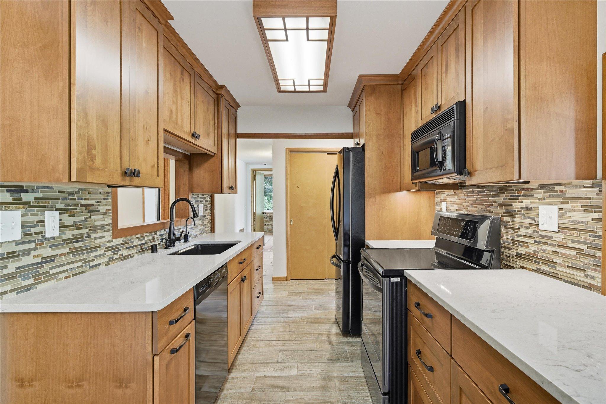 View of Residential at 10129 Eden Prairie Road, Eden Prairie MN 55347, Eden Prairie (32 of 44) - Mike Wilen | Minnesota Team Real Estate