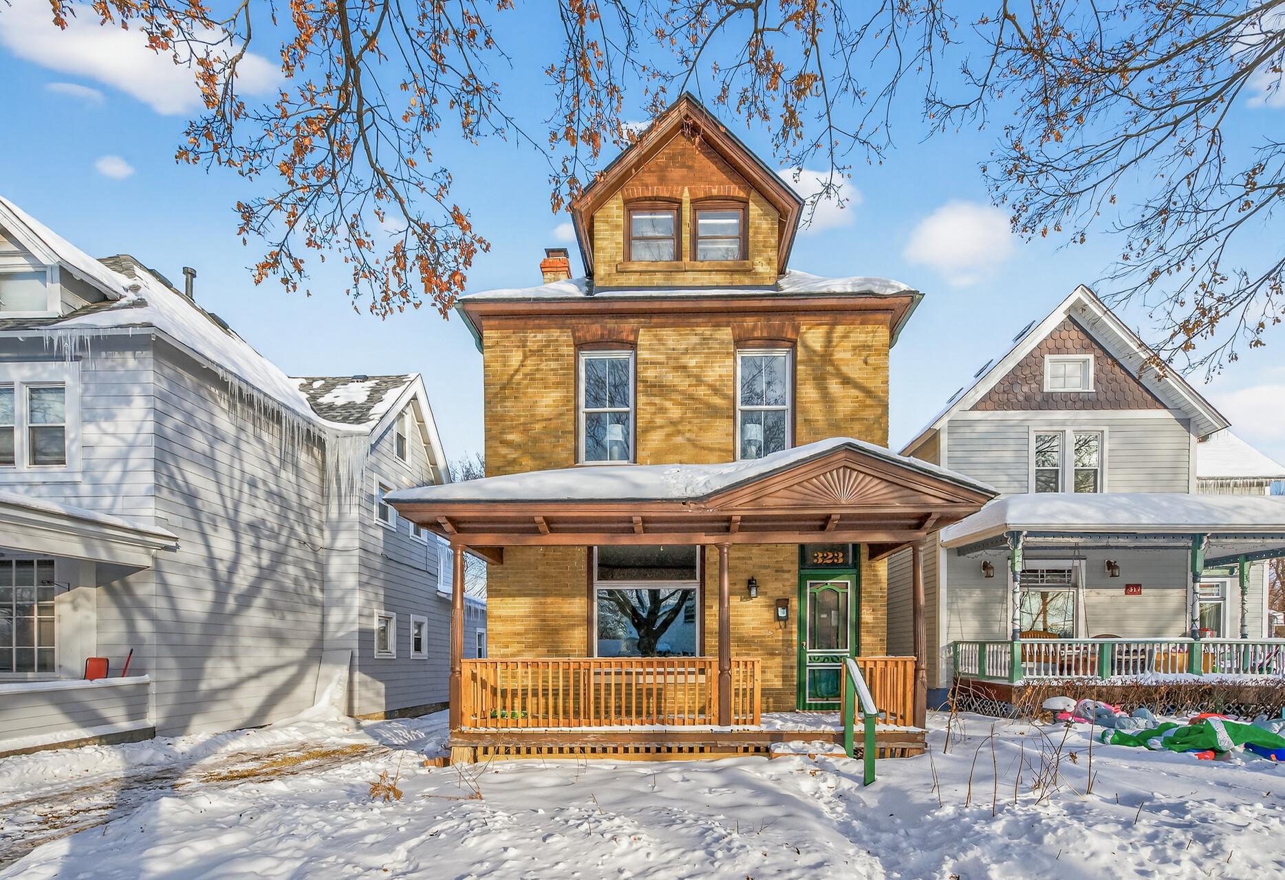 View of Single Family at 323 Michigan Street, Saint Paul - Mike Wilen | Minnesota Team Real Estate