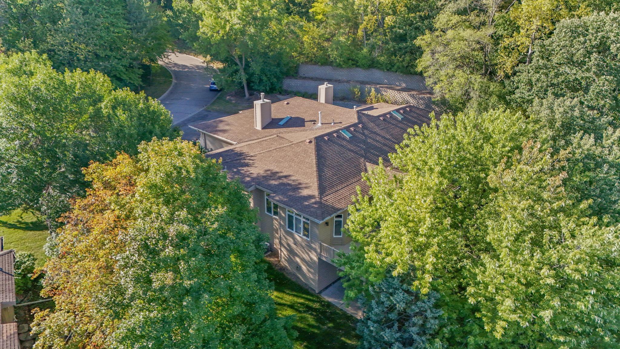 View of Residential at 7089 Crowne Oak Road, Eden Prairie MN 55344, Eden Prairie (21 of 40) - Mike Wilen | Minnesota Team Real Estate