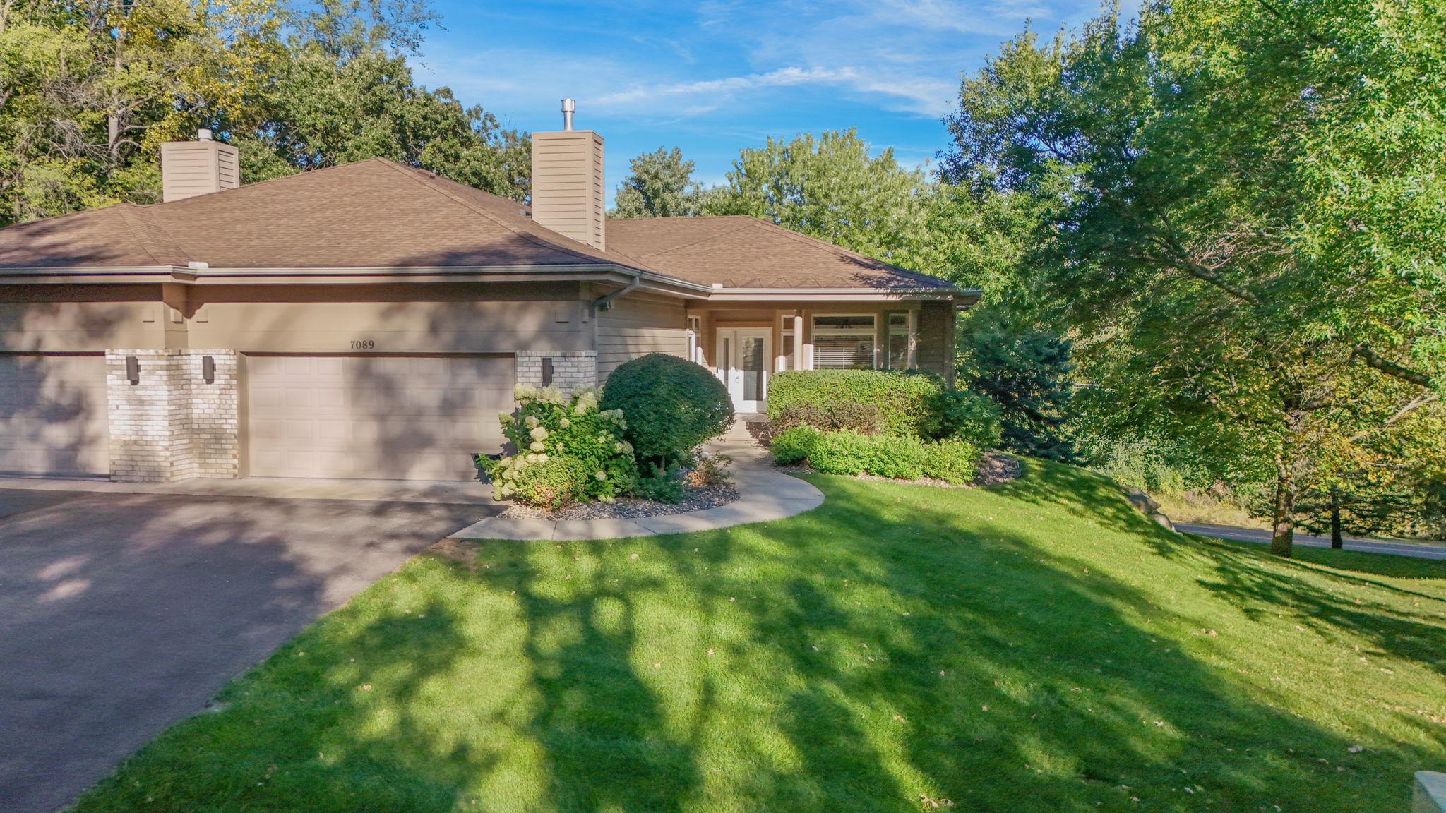 View of Residential at 7089 Crowne Oak Road, Eden Prairie MN 55344, Eden Prairie (13 of 40) - Mike Wilen | Minnesota Team Real Estate