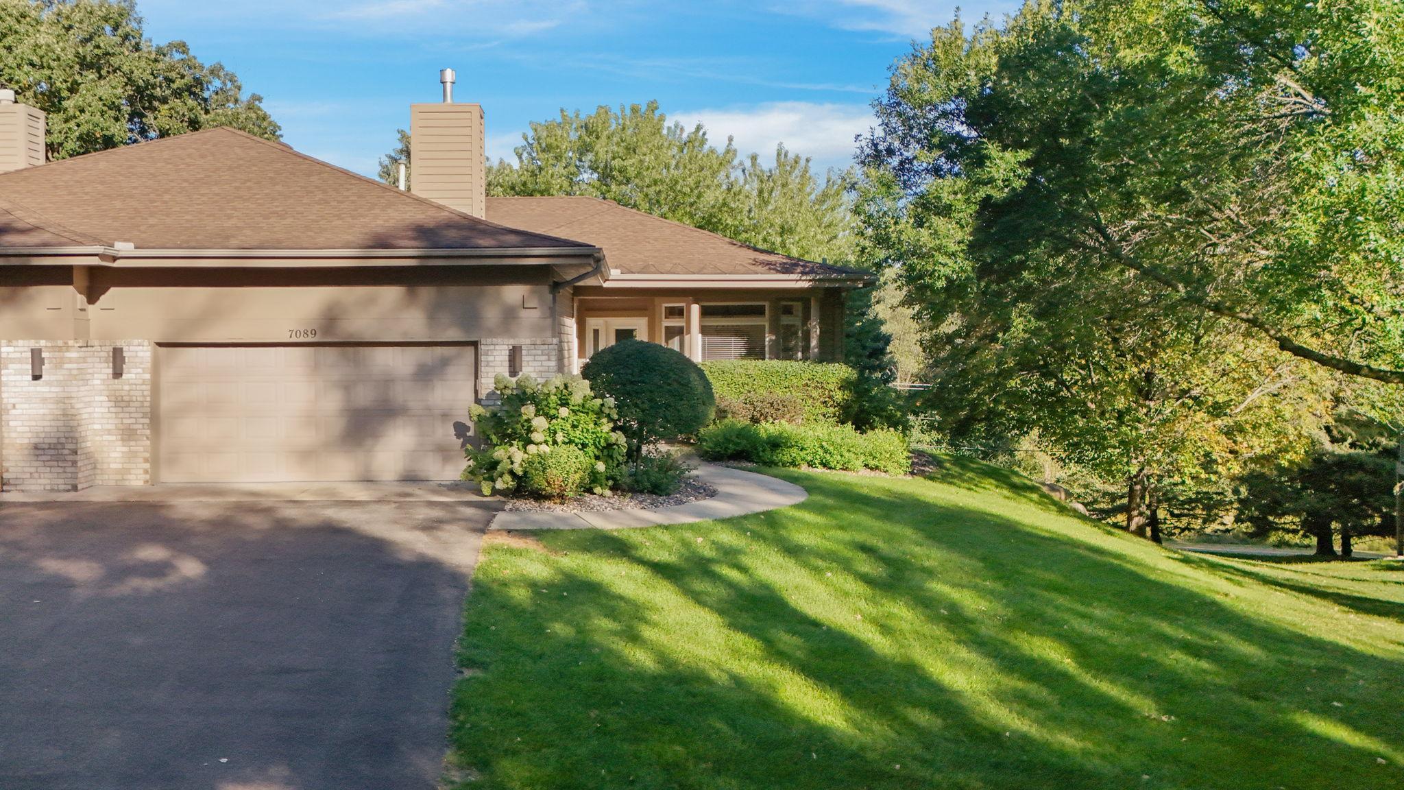 View of Residential at 7089 Crowne Oak Road, Eden Prairie MN 55344, Eden Prairie (9 of 40) - Mike Wilen | Minnesota Team Real Estate