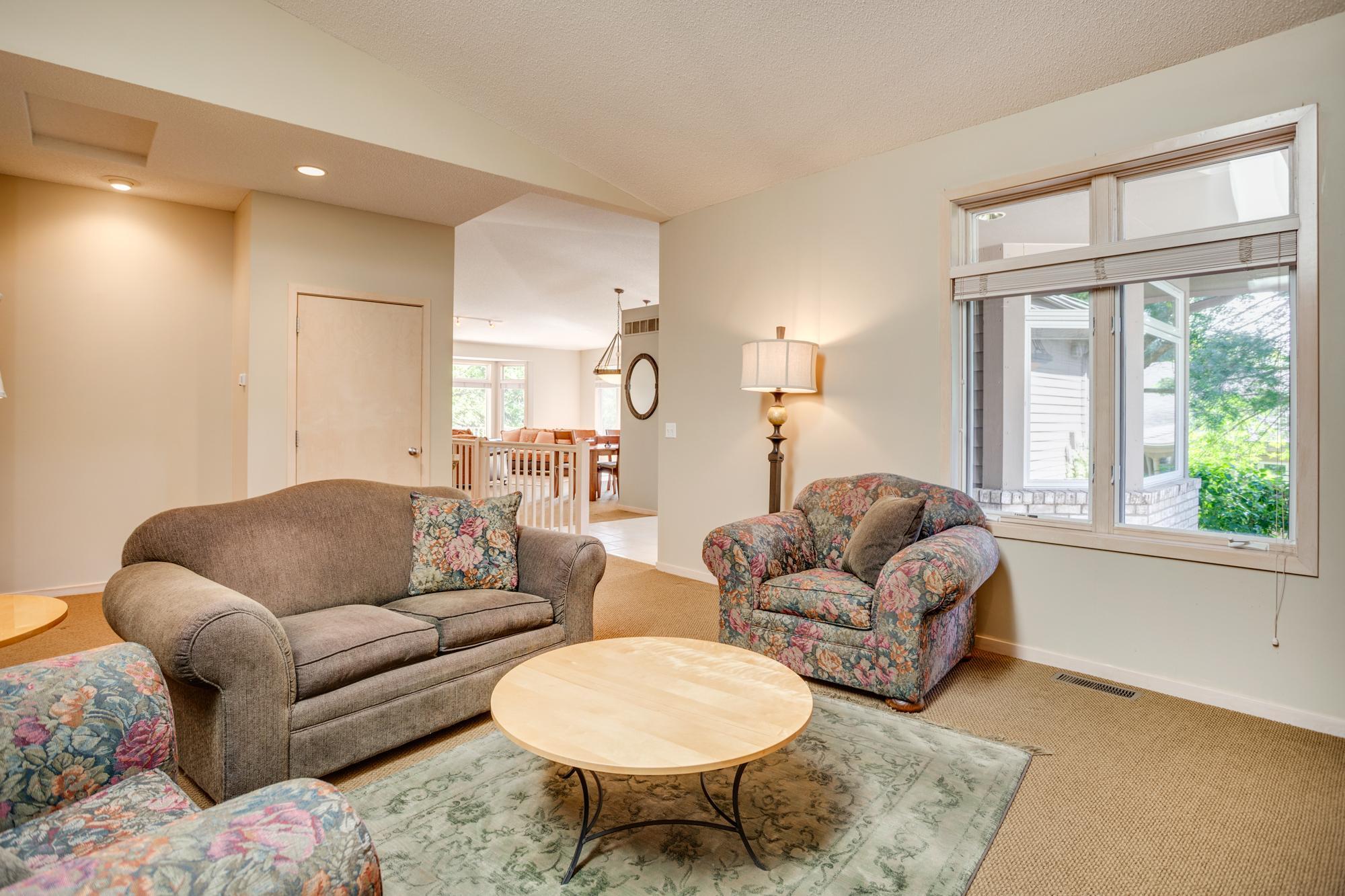 View of Residential at 7089 Crowne Oak Road, Eden Prairie MN 55344, Eden Prairie (31 of 40) - Mike Wilen | Minnesota Team Real Estate
