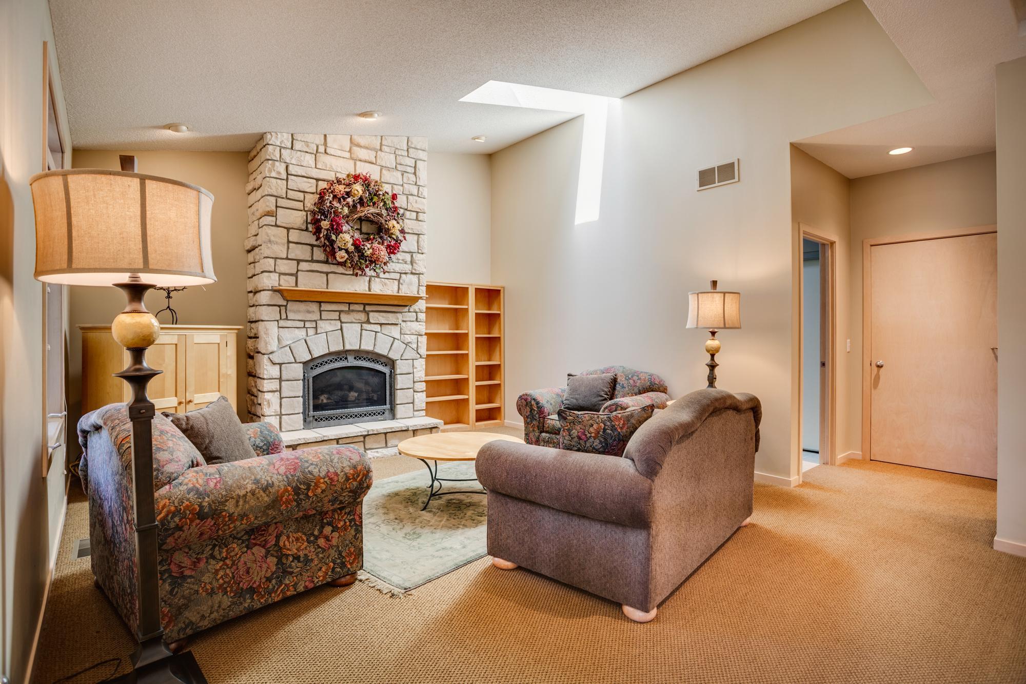 View of Residential at 7089 Crowne Oak Road, Eden Prairie MN 55344, Eden Prairie (5 of 40) - Mike Wilen | Minnesota Team Real Estate