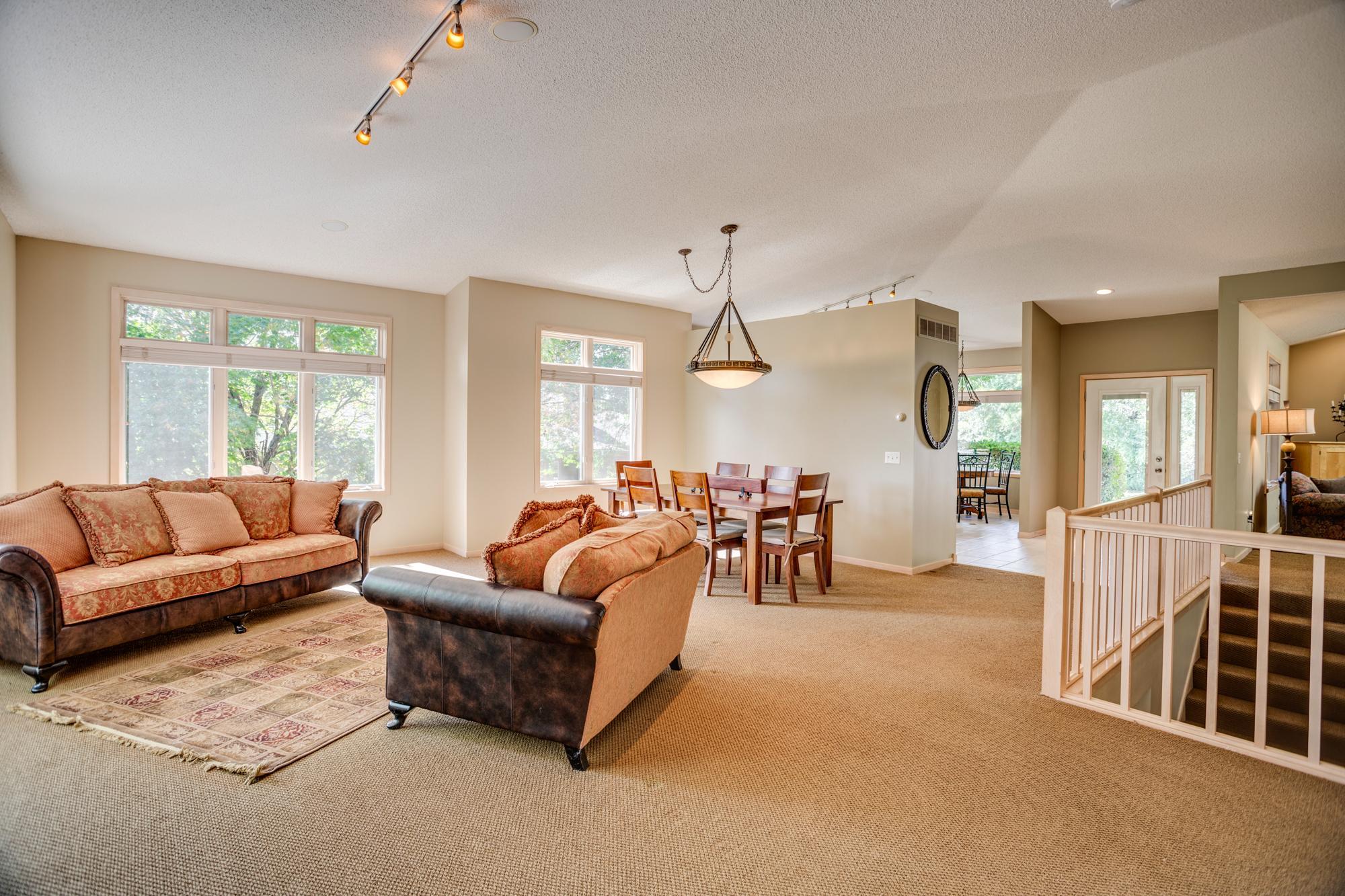 View of Residential at 7089 Crowne Oak Road, Eden Prairie MN 55344, Eden Prairie (10 of 40) - Mike Wilen | Minnesota Team Real Estate