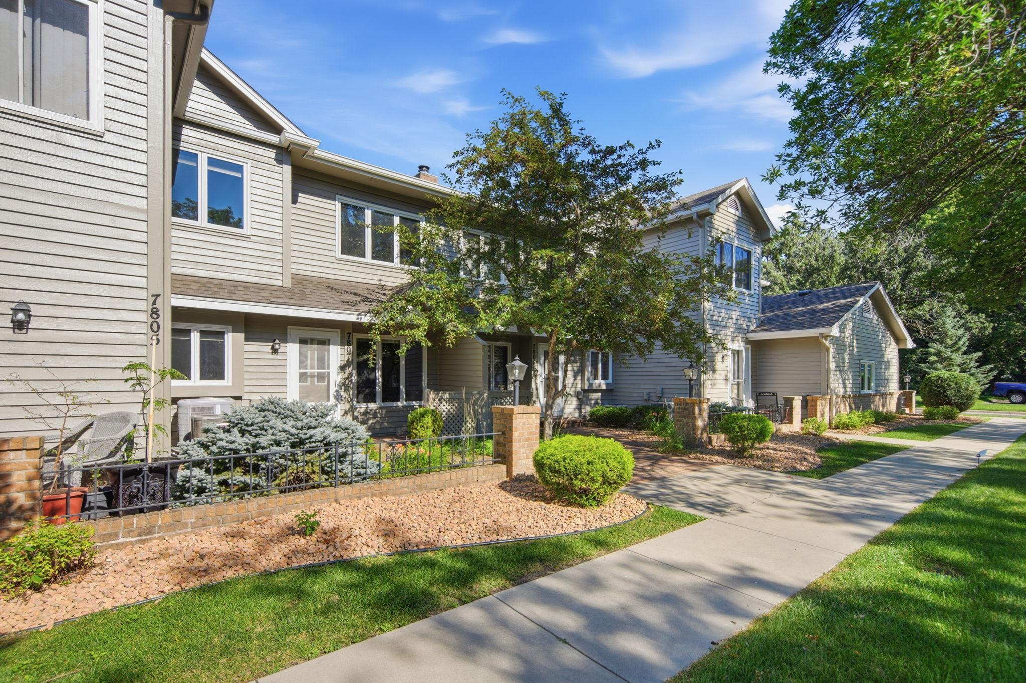View of Residential at 7807 110th Street, Bloomington MN 55438, Bloomington (24 of 24) - Mike Wilen | Minnesota Team Real Estate