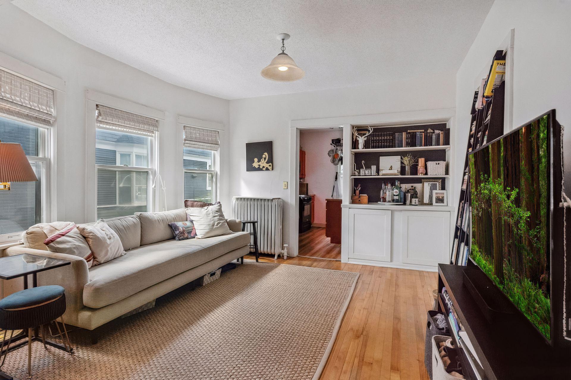 View of Residential Income at 50 Arthur Avenue, Minneapolis MN 55414, Minneapolis (3 of 32) - Mike Wilen | Minnesota Team Real Estate