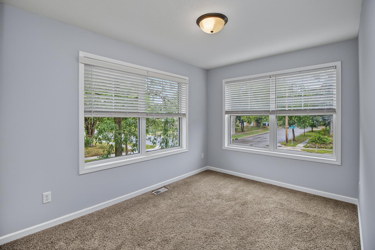 View of Residential at 1662 Minnehaha Avenue, Saint Paul MN 55106, Saint Paul (15 of 30) - Mike Wilen | Minnesota Team Real Estate