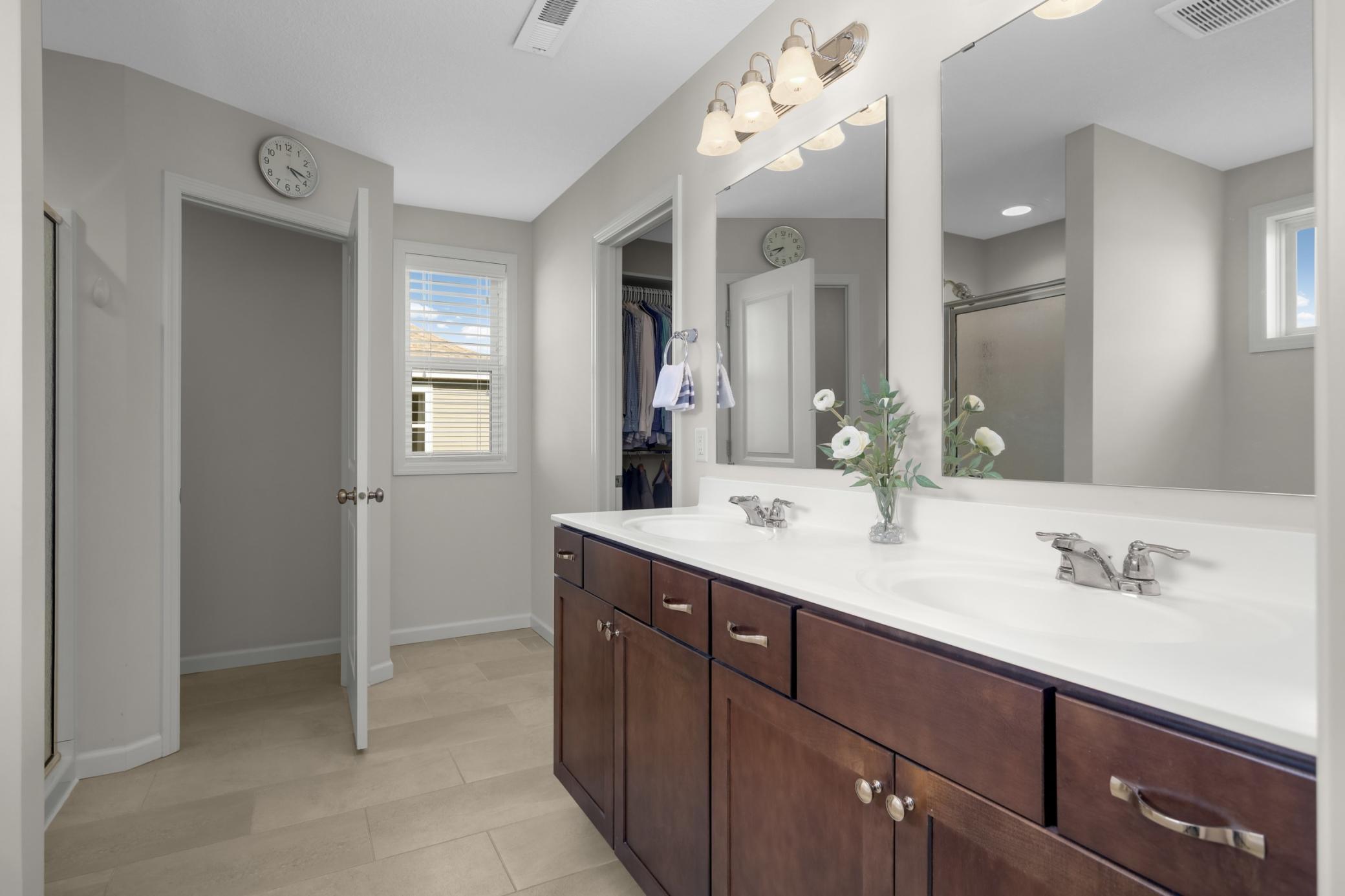 View of Residential at 9354 Summerlin Road, Woodbury MN 55129, Woodbury (27 of 52) - Mike Wilen | Minnesota Team Real Estate