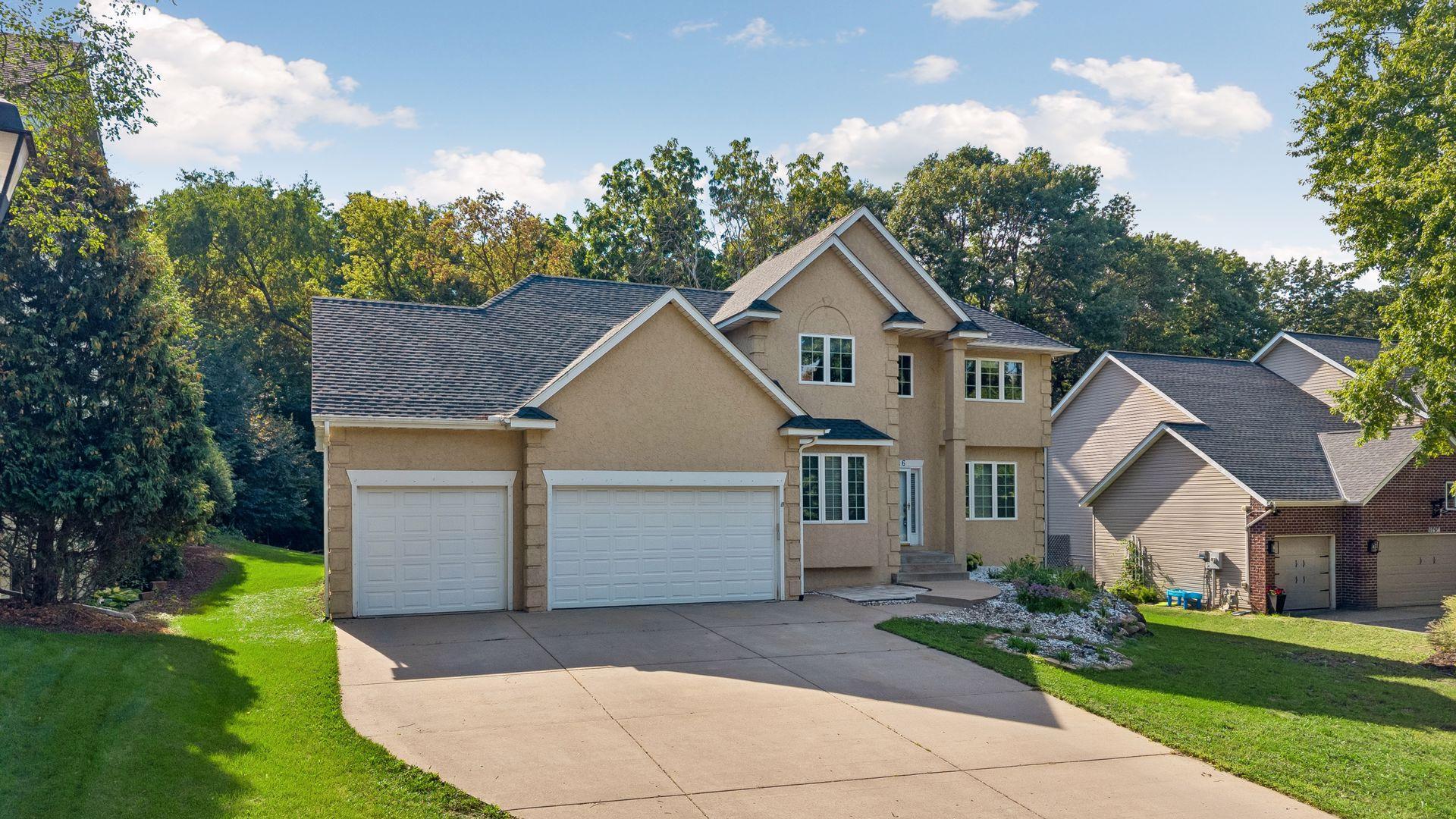 View of Residential at 15016 Viewcrest Lane, Burnsville MN 55306, Burnsville (22 of 63) - Mike Wilen | Minnesota Team Real Estate