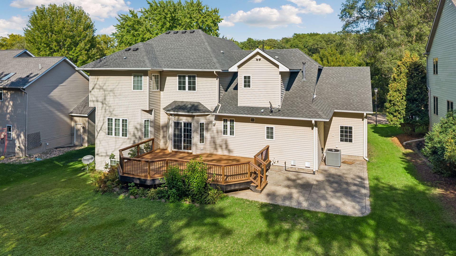 View of Residential at 15016 Viewcrest Lane, Burnsville MN 55306, Burnsville (24 of 63) - Mike Wilen | Minnesota Team Real Estate