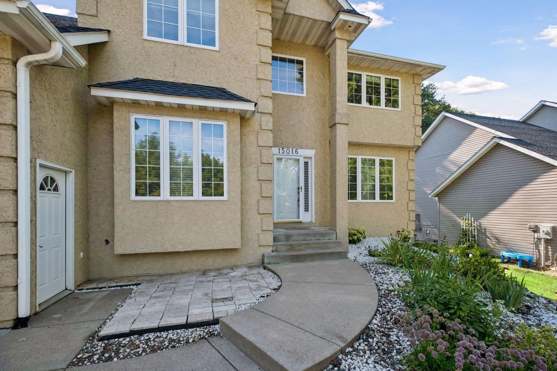 View of Residential at 15016 Viewcrest Lane, Burnsville MN 55306, Burnsville (33 of 63) - Mike Wilen | Minnesota Team Real Estate