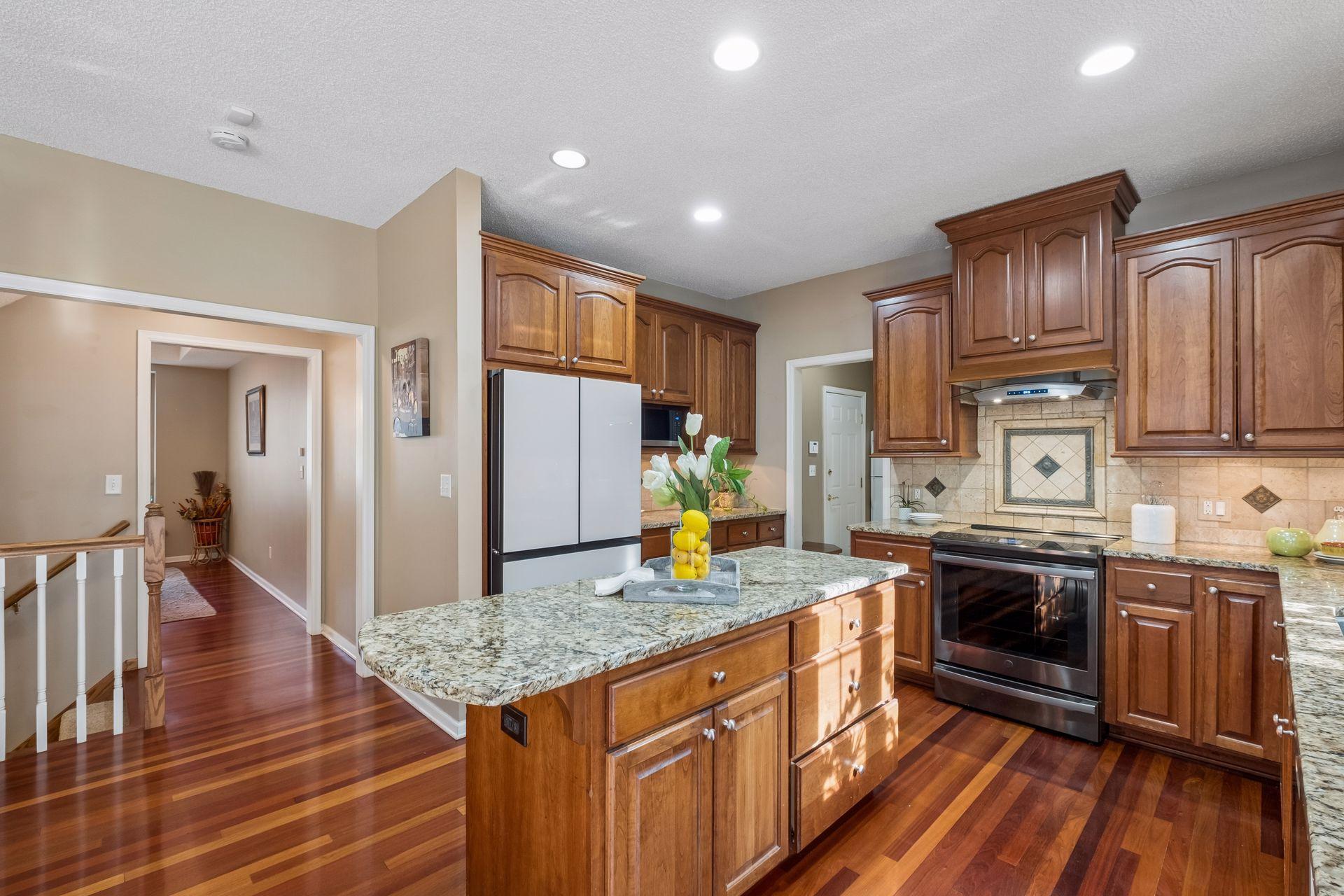 View of Residential at 15016 Viewcrest Lane, Burnsville MN 55306, Burnsville (3 of 63) - Mike Wilen | Minnesota Team Real Estate
