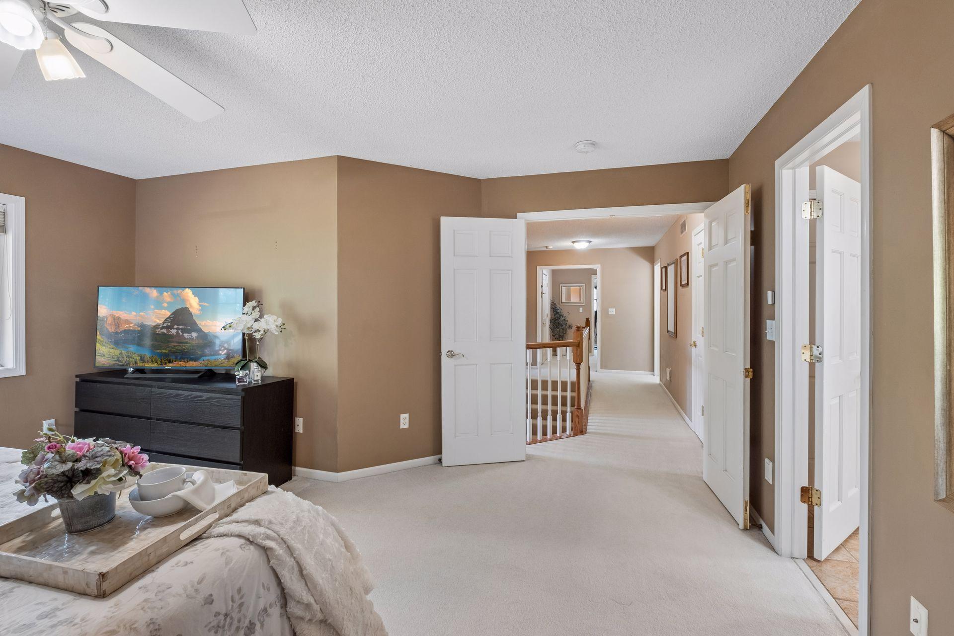 View of Residential at 15016 Viewcrest Lane, Burnsville MN 55306, Burnsville (45 of 63) - Mike Wilen | Minnesota Team Real Estate