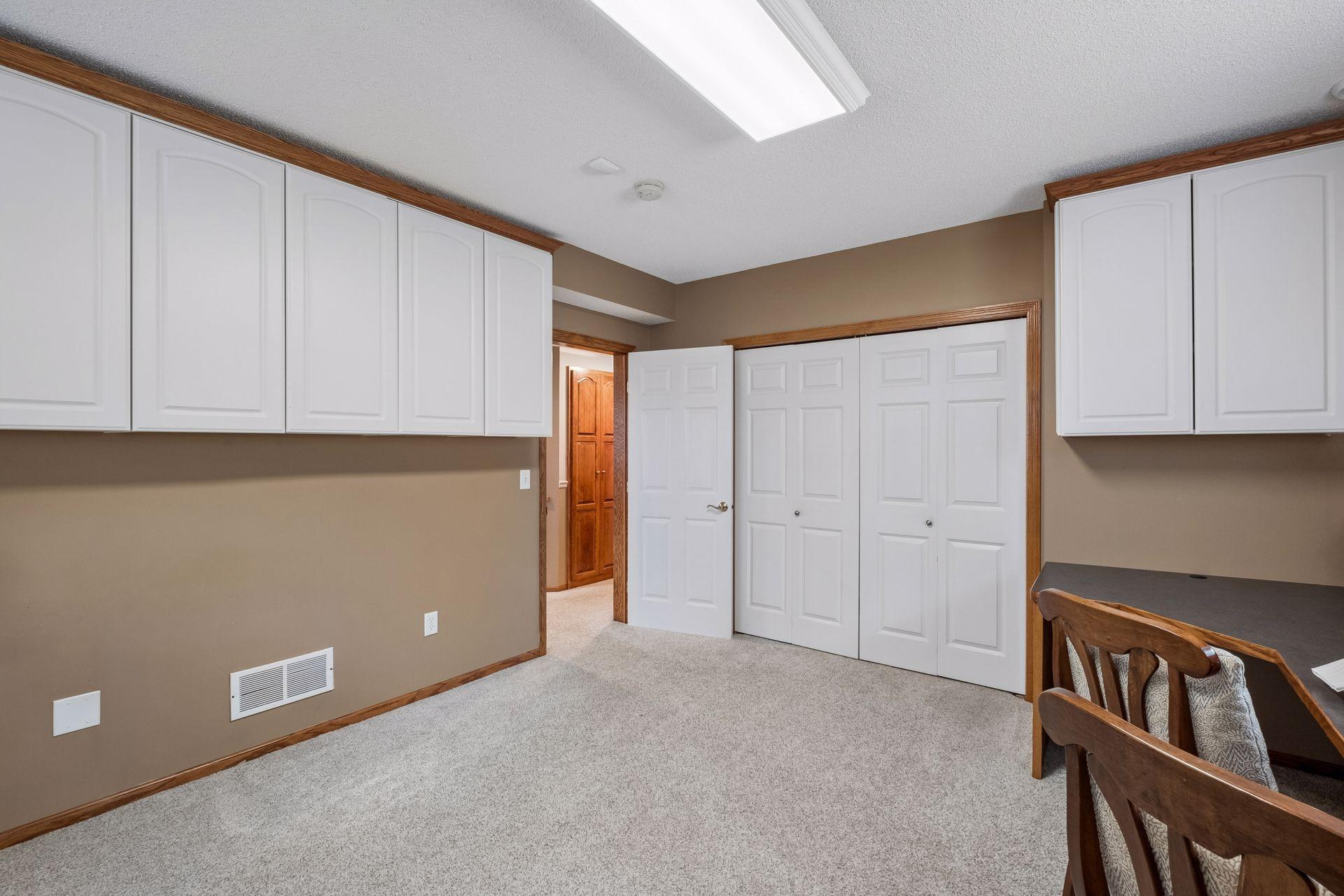 View of Residential at 15016 Viewcrest Lane, Burnsville MN 55306, Burnsville (52 of 63) - Mike Wilen | Minnesota Team Real Estate