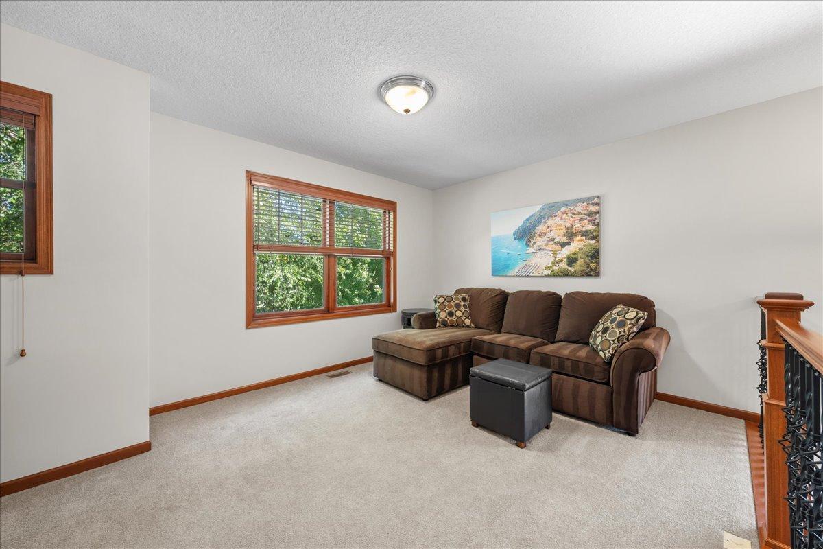 View of Residential at 1618 Headwaters Lane, Woodbury MN 55129, Woodbury (20 of 48) - Mike Wilen | Minnesota Team Real Estate