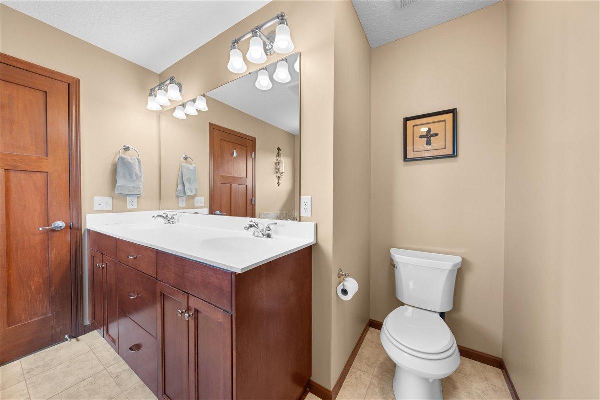 View of Residential at 1618 Headwaters Lane, Woodbury MN 55129, Woodbury (27 of 48) - Mike Wilen | Minnesota Team Real Estate