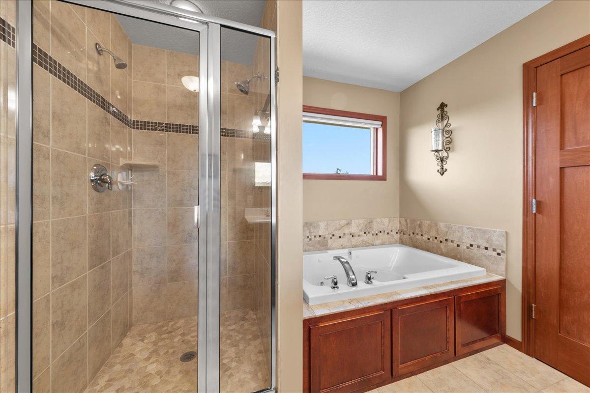 View of Residential at 1618 Headwaters Lane, Woodbury MN 55129, Woodbury (26 of 48) - Mike Wilen | Minnesota Team Real Estate