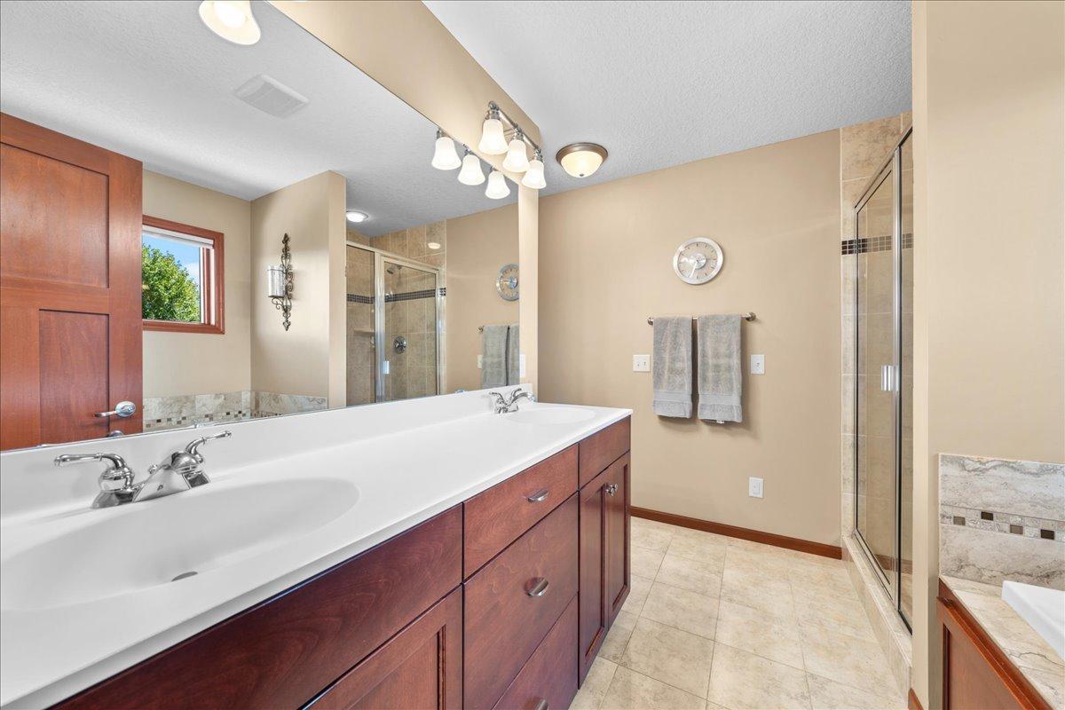 View of Residential at 1618 Headwaters Lane, Woodbury MN 55129, Woodbury (25 of 48) - Mike Wilen | Minnesota Team Real Estate