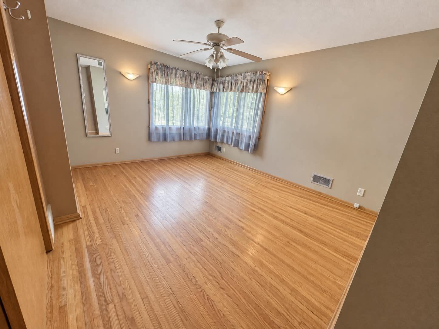 View of Residential at 1894 Minnehaha Avenue, Saint Paul MN 55119, Saint Paul (8 of 17) - Mike Wilen | Minnesota Team Real Estate