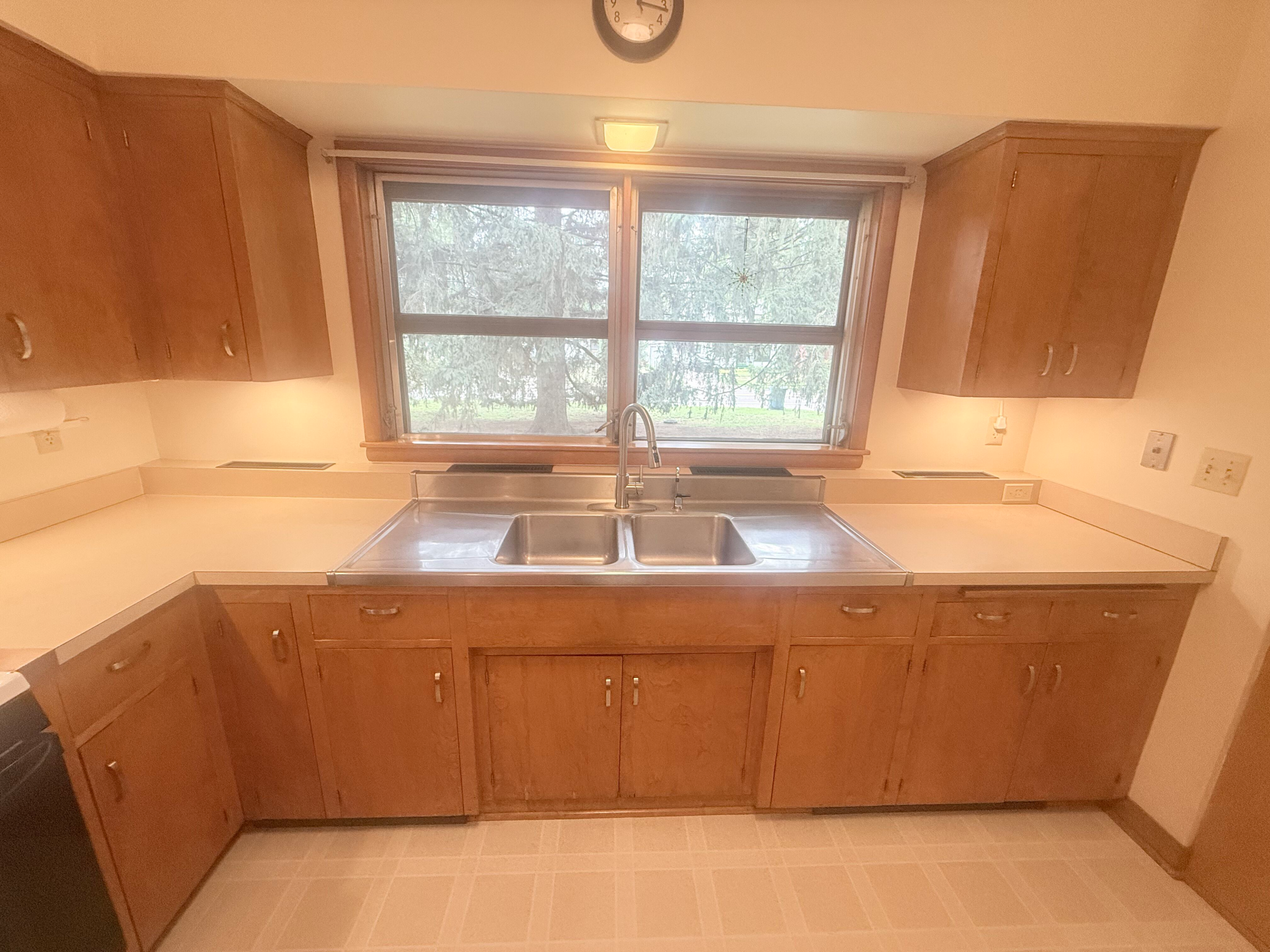 View of Residential at 1807 Birch Lake Avenue, White Bear Lake MN 55110, White Bear Lake (11 of 36) - Mike Wilen | Minnesota Team Real Estate
