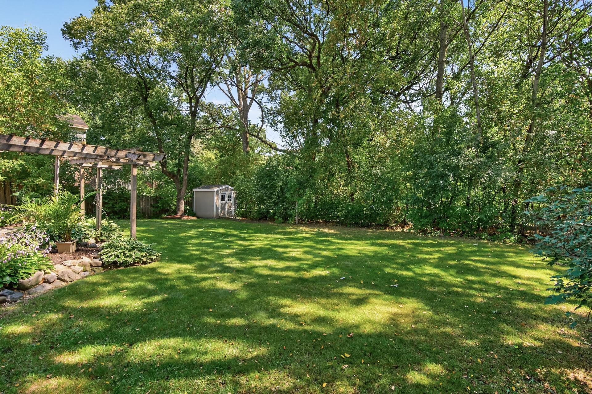 View of Residential at 8746 Highwood Way, Apple Valley MN 55124, Apple Valley (24 of 25) - Mike Wilen | Minnesota Team Real Estate
