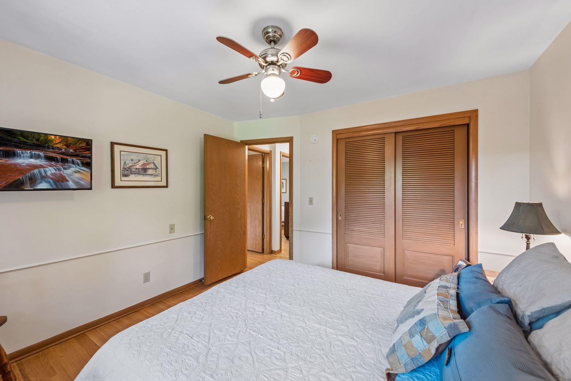 View of Residential at 15509 Holdridge Road, Wayzata MN 55391, Wayzata (34 of 61) - Mike Wilen | Minnesota Team Real Estate