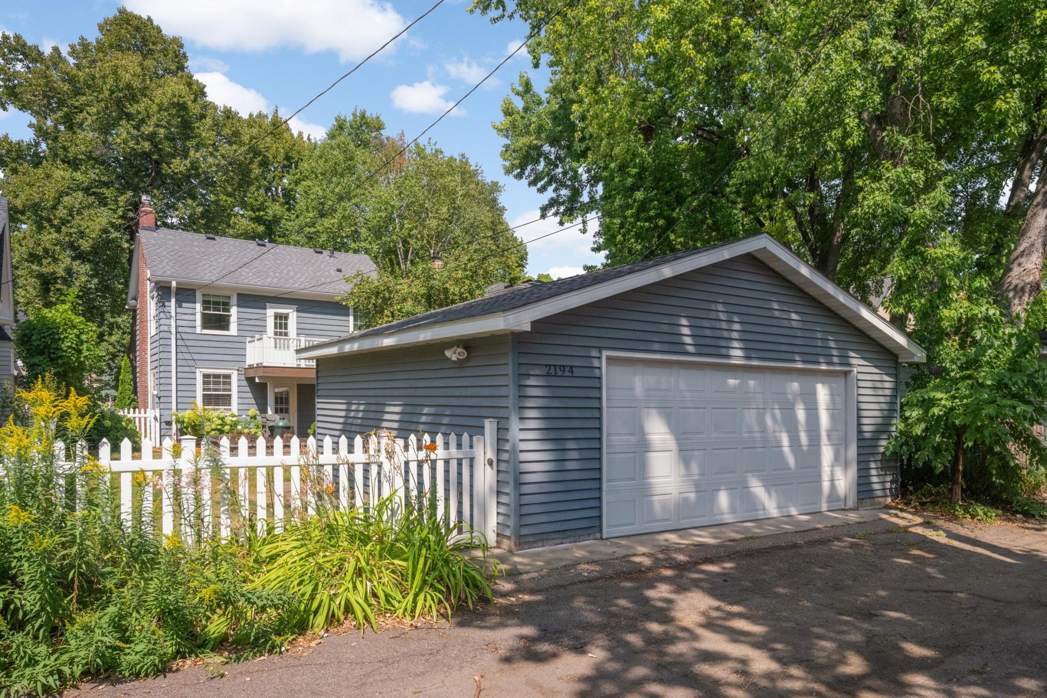 View of Residential at 2194 Stanford Avenue, Saint Paul MN 55105, Saint Paul (35 of 40) - Mike Wilen | Minnesota Team Real Estate