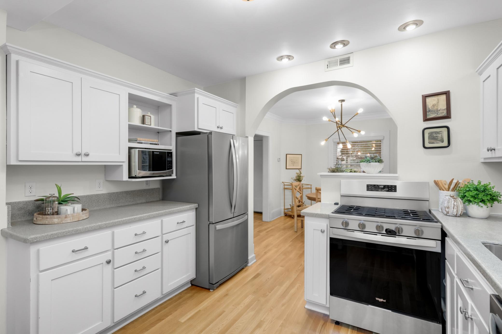 View of Residential at 2194 Stanford Avenue, Saint Paul MN 55105, Saint Paul (11 of 40) - Mike Wilen | Minnesota Team Real Estate