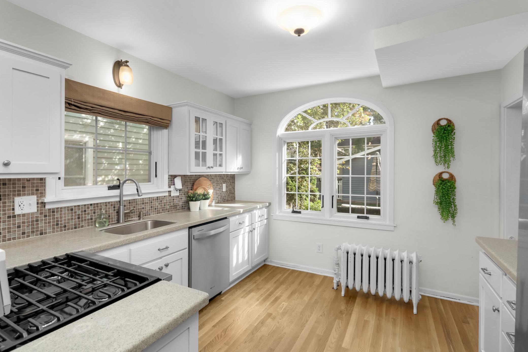 View of Residential at 2194 Stanford Avenue, Saint Paul MN 55105, Saint Paul (10 of 40) - Mike Wilen | Minnesota Team Real Estate