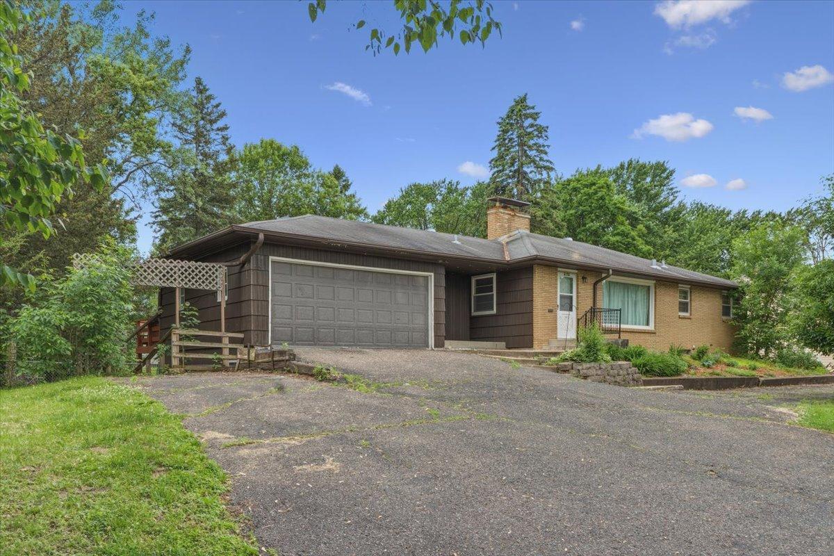 View of Residential Income at 6193 49th Street, Oakdale MN 55128, Oakdale (57 of 68) - Mike Wilen | Minnesota Team Real Estate