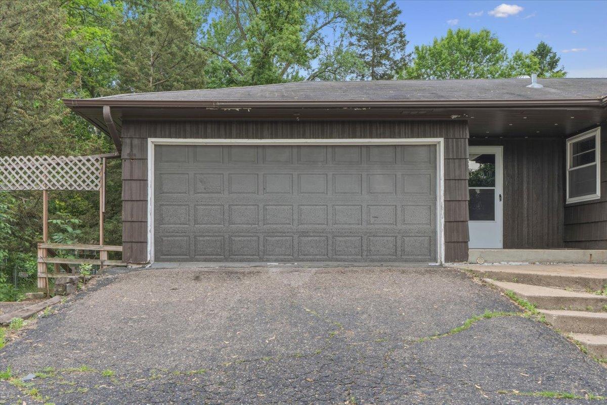 View of Residential Income at 6193 49th Street, Oakdale MN 55128, Oakdale (62 of 68) - Mike Wilen | Minnesota Team Real Estate