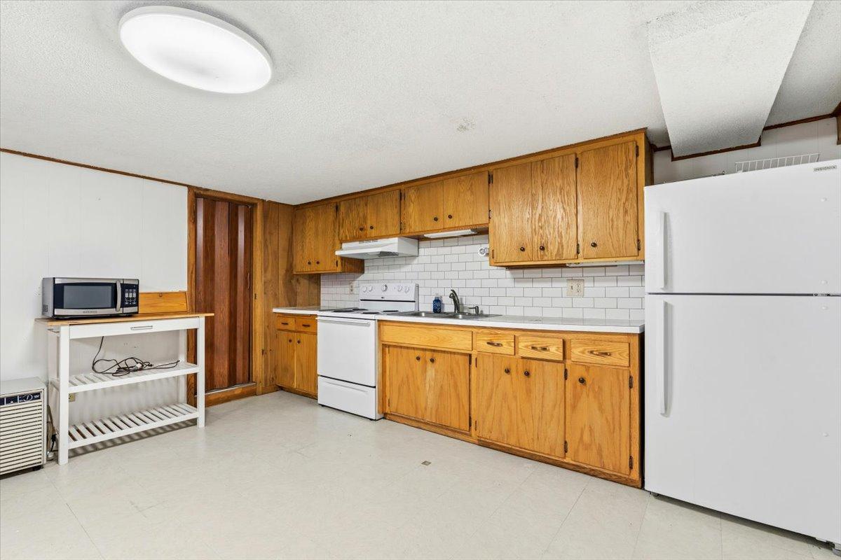 View of Residential Income at 6193 49th Street, Oakdale MN 55128, Oakdale (48 of 68) - Mike Wilen | Minnesota Team Real Estate