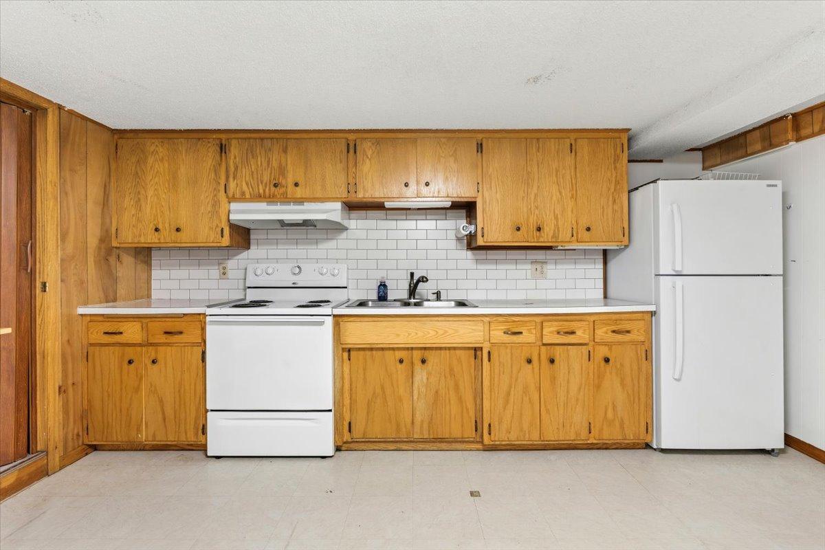 View of Residential Income at 6193 49th Street, Oakdale MN 55128, Oakdale (44 of 68) - Mike Wilen | Minnesota Team Real Estate