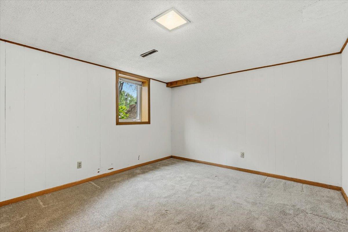 View of Residential Income at 6193 49th Street, Oakdale MN 55128, Oakdale (46 of 68) - Mike Wilen | Minnesota Team Real Estate