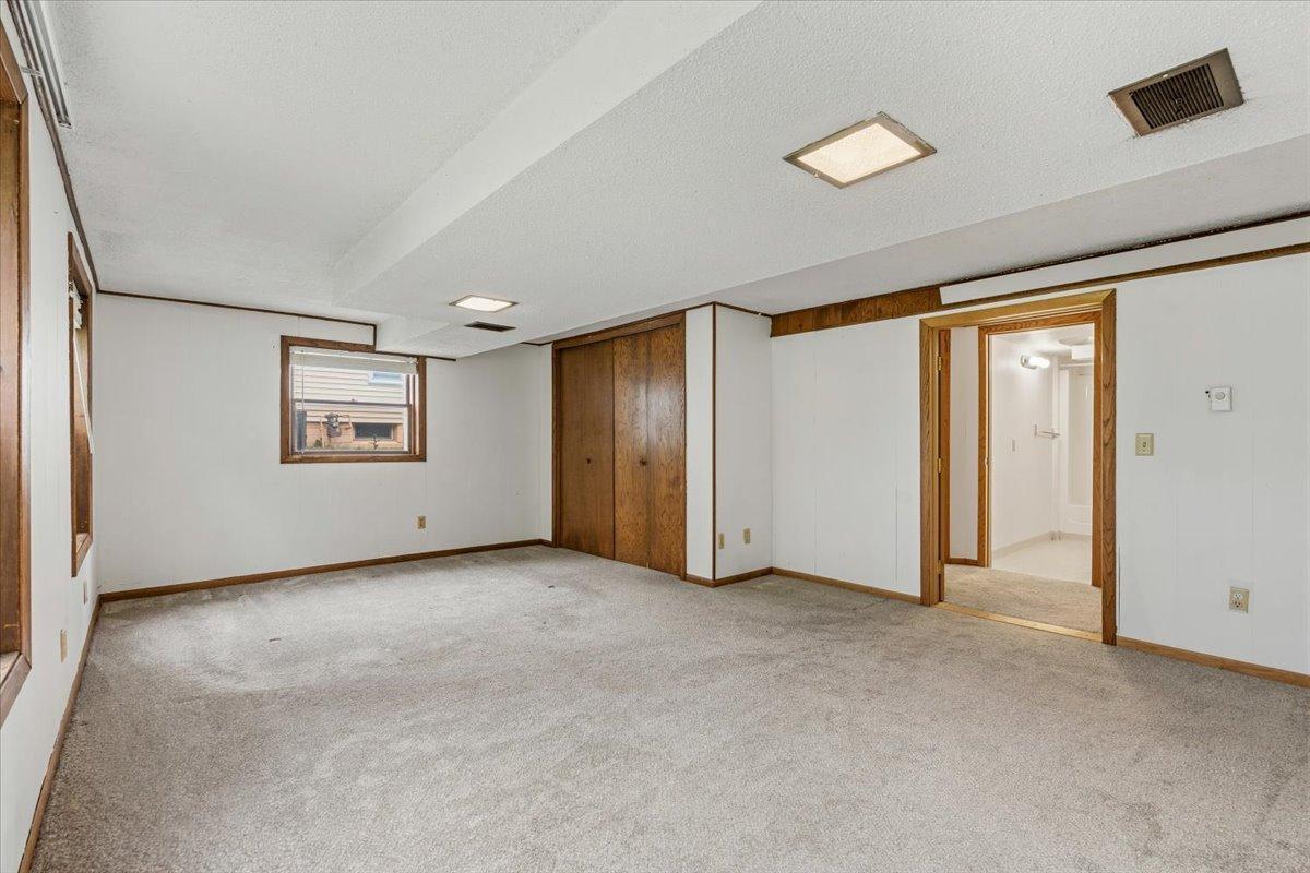 View of Residential Income at 6193 49th Street, Oakdale MN 55128, Oakdale (51 of 68) - Mike Wilen | Minnesota Team Real Estate