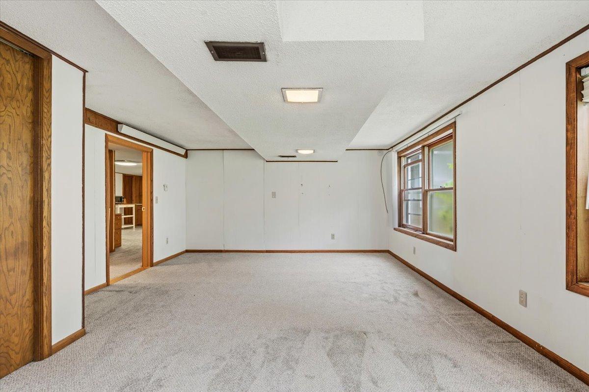 View of Residential Income at 6193 49th Street, Oakdale MN 55128, Oakdale (55 of 68) - Mike Wilen | Minnesota Team Real Estate