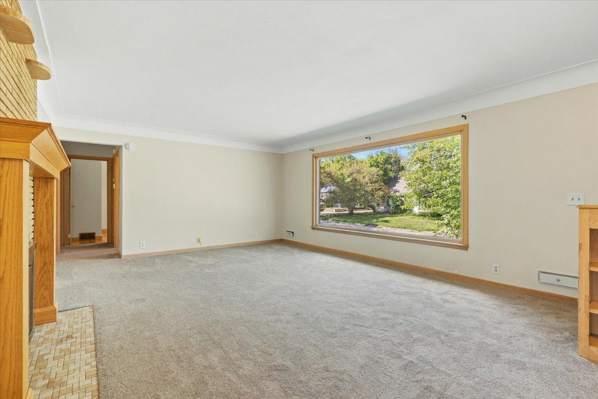 View of Residential Income at 6193 49th Street, Oakdale MN 55128, Oakdale (4 of 68) - Mike Wilen | Minnesota Team Real Estate