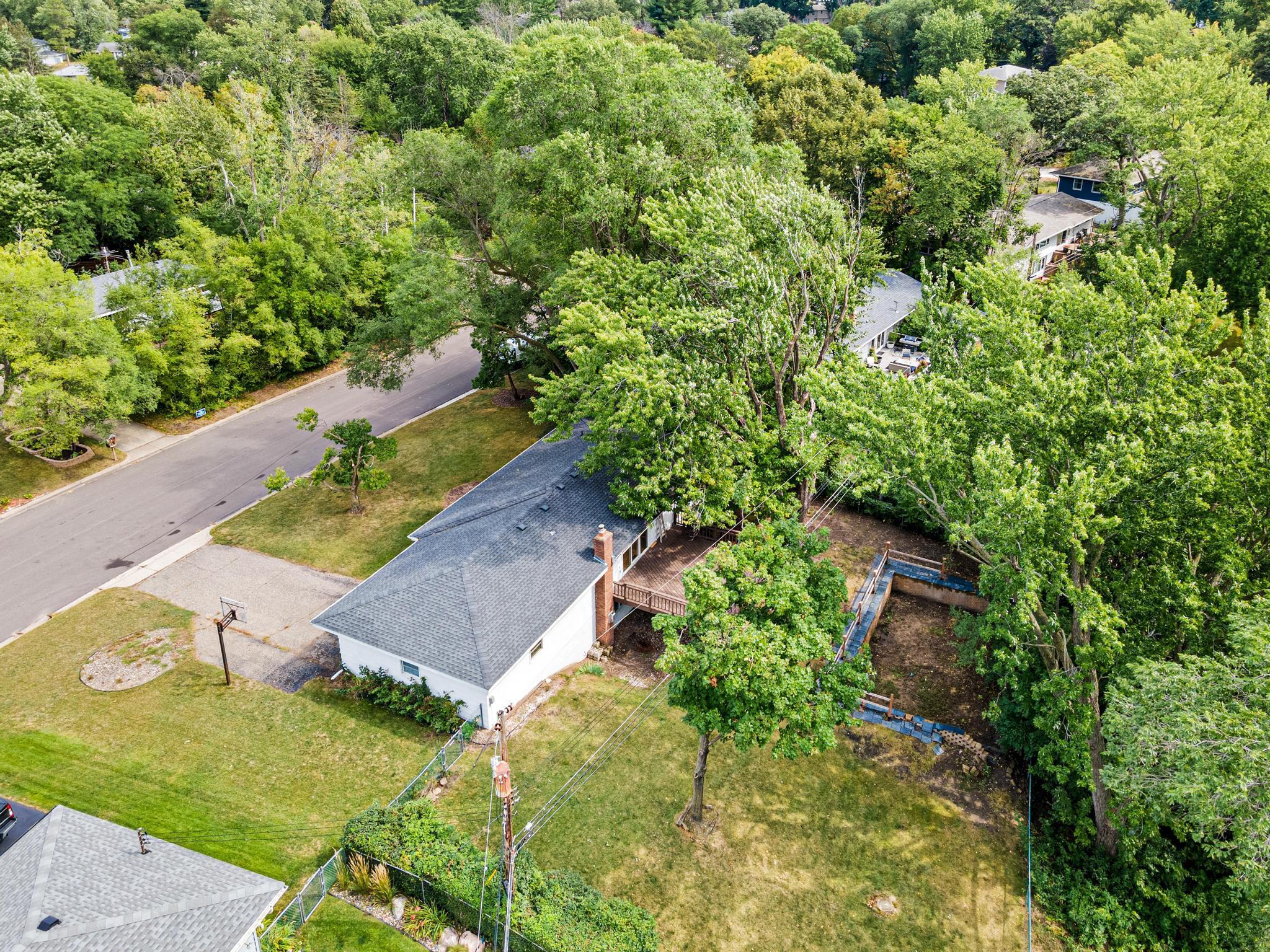 View of Residential at 4609 Terracewood Drive, Bloomington MN 55437, Bloomington (33 of 35) - Mike Wilen | Minnesota Team Real Estate