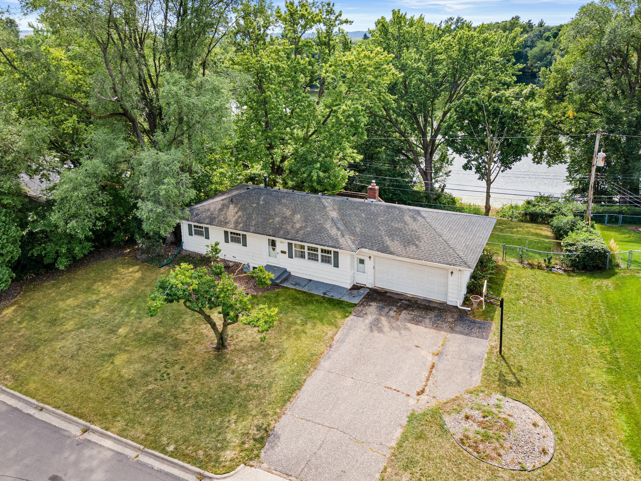 View of Residential at 4609 Terracewood Drive, Bloomington MN 55437, Bloomington (31 of 35) - Mike Wilen | Minnesota Team Real Estate