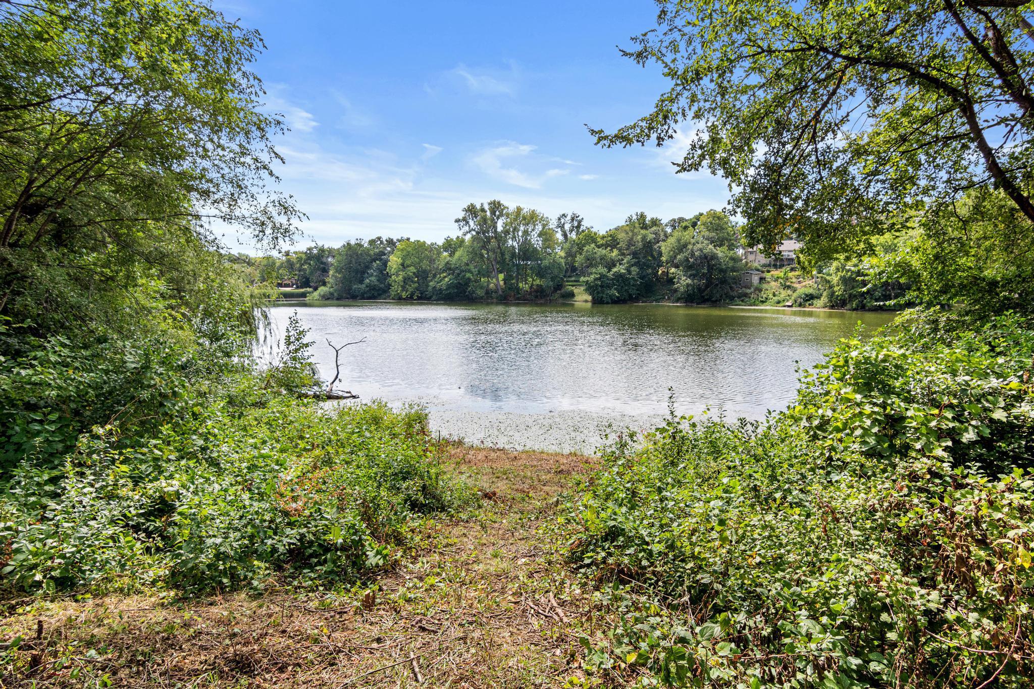 View of Residential at 4609 Terracewood Drive, Bloomington MN 55437, Bloomington (29 of 35) - Mike Wilen | Minnesota Team Real Estate