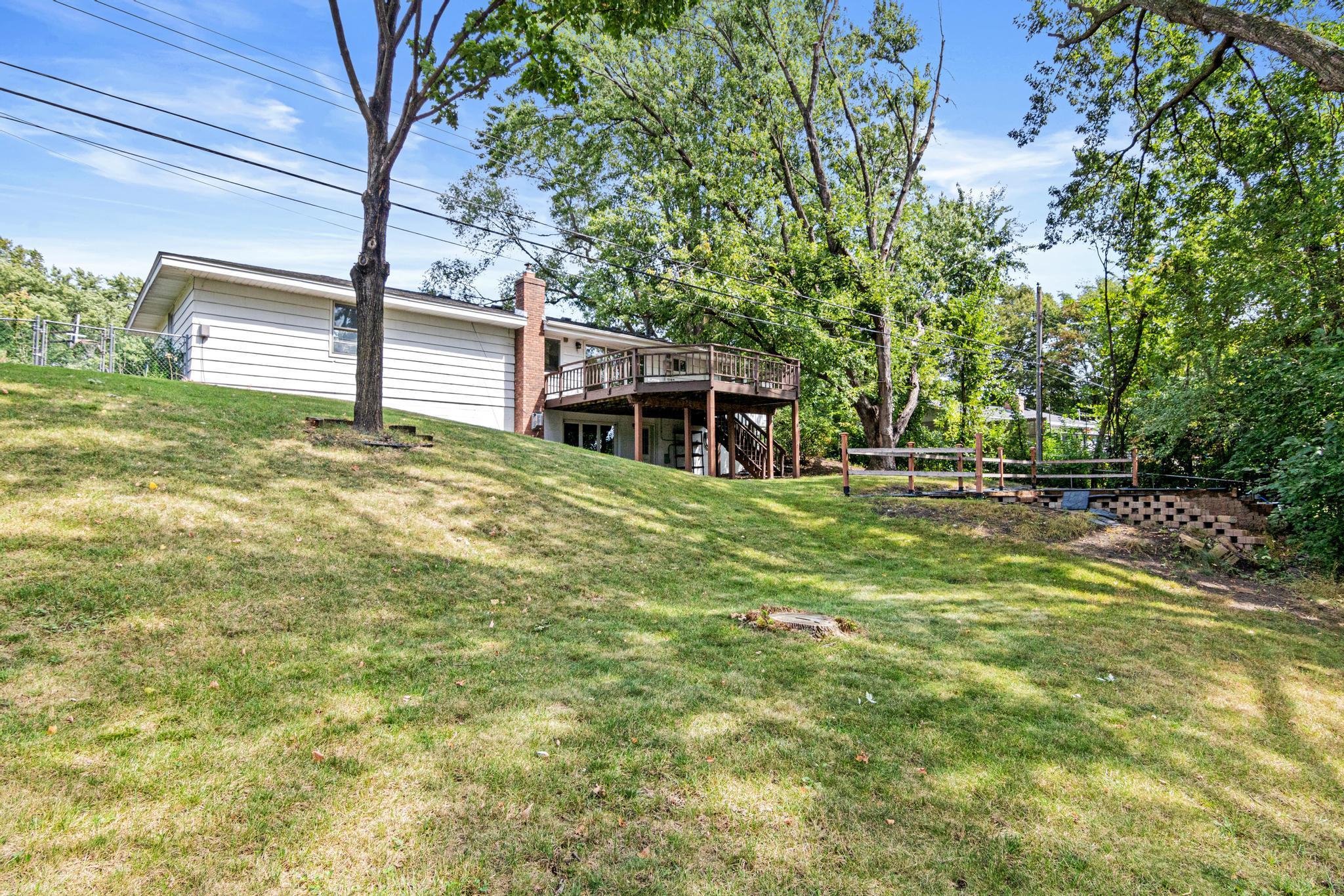 View of Residential at 4609 Terracewood Drive, Bloomington MN 55437, Bloomington (28 of 35) - Mike Wilen | Minnesota Team Real Estate