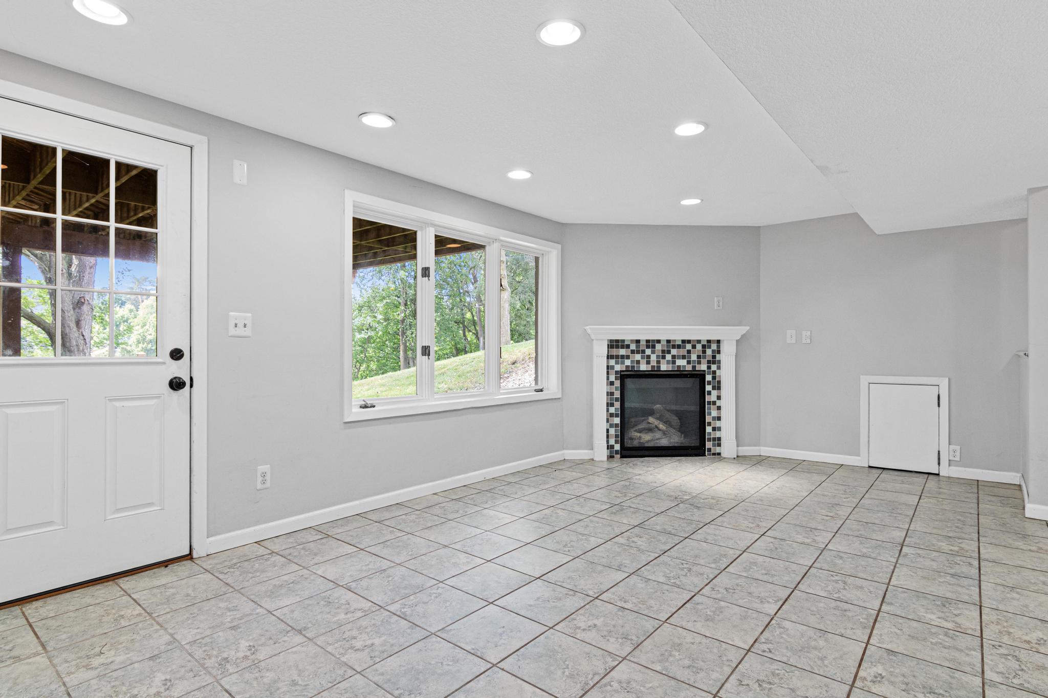 View of Residential at 4609 Terracewood Drive, Bloomington MN 55437, Bloomington (13 of 35) - Mike Wilen | Minnesota Team Real Estate