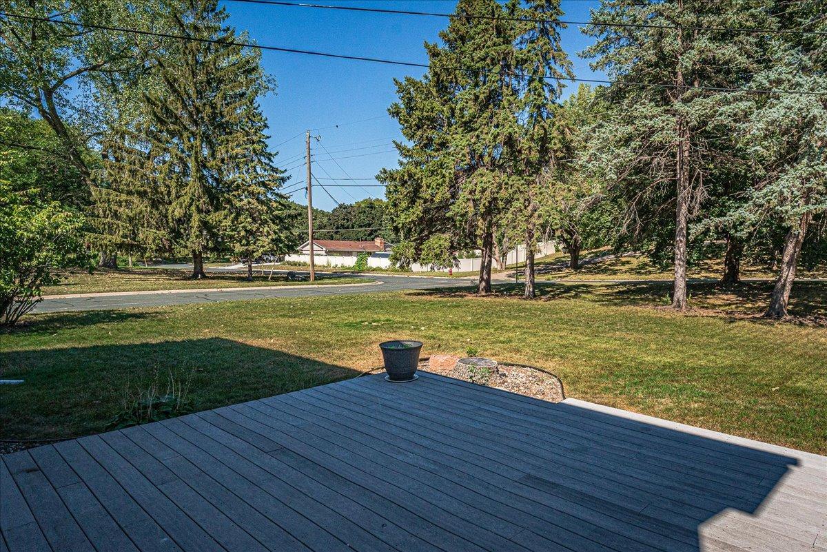 View of Residential at 200 Harold Drive, Burnsville MN 55337, Burnsville (34 of 52) - Mike Wilen | Minnesota Team Real Estate