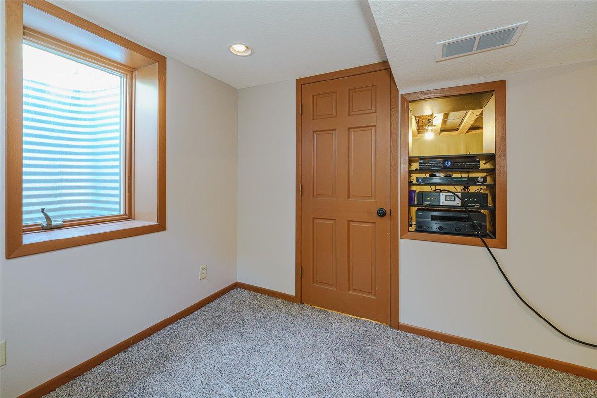 View of Residential at 200 Harold Drive, Burnsville MN 55337, Burnsville (31 of 52) - Mike Wilen | Minnesota Team Real Estate