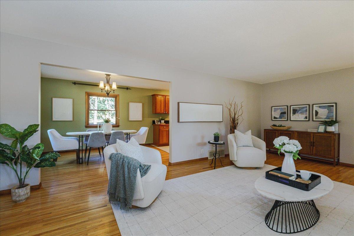 View of Residential at 200 Harold Drive, Burnsville MN 55337, Burnsville (11 of 52) - Mike Wilen | Minnesota Team Real Estate