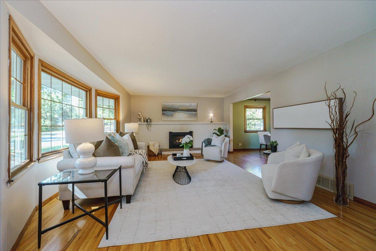 View of Residential at 200 Harold Drive, Burnsville MN 55337, Burnsville (9 of 52) - Mike Wilen | Minnesota Team Real Estate